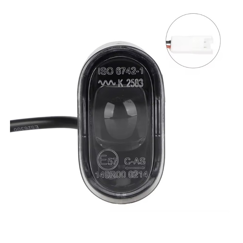 Feu avant pour trottinette Xiaomi 5 Plus ou similaire  - 1 Compatibilité: feu avant pour trottinette Xiaomi 5 Plus ou similaire.