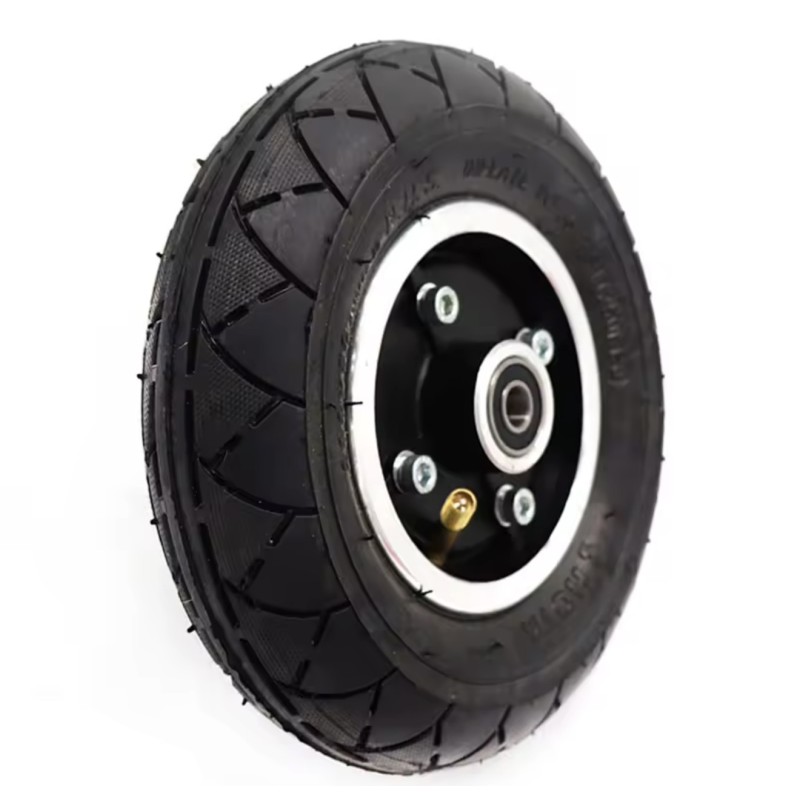 Sprednje kolo za skiro InMotion A1F Climber ali podoben - nadomestni del  - 1 
Združljivo s skirojem InMotion A1F Climber ali po