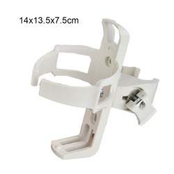 Vizes palack pohártartó  - 3 Vizes palack pohártartó
Ideális támasz vízhordáshoz utazások során.
Helyezze fel ezt a tartót, hogy