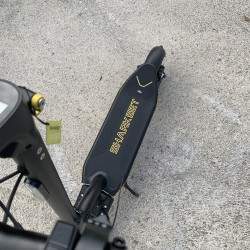 Sharkset RS1 - två 1400w motorer - 20ah batteri - räckvidd på 50 till 70 km Sharkset - 11 Sharkset RS1 - två 1400w motorer - 20a