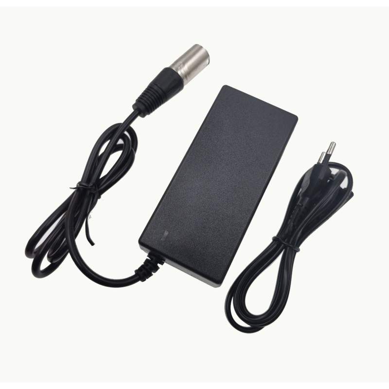 Nabíječka pro elektrickou koloběžku nebo kolo 54,6V 2A, 3A, 4A a 5A - 48V - XLR konektor  - 1 Vhodná pro 48V elektrické koloběžk