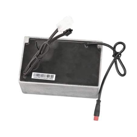 Originální interní nabíječka baterií pro Segway Ninebot řady P65 nebo P100S Segway - Ninebot - 3 Originální interní nabíječka ba